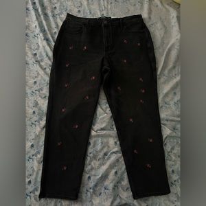 Black embroidered mom jeans